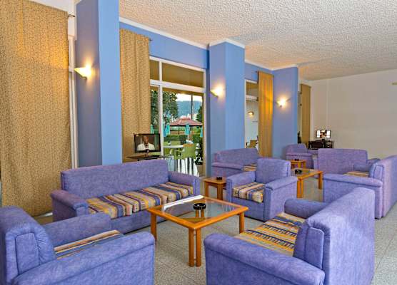 Trianta Hotel Apartments 1
