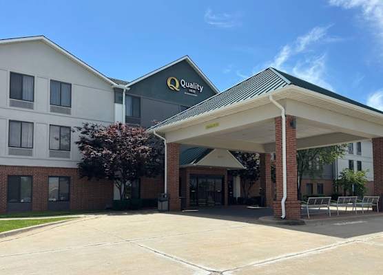 Quality Inn Warrensburg 1