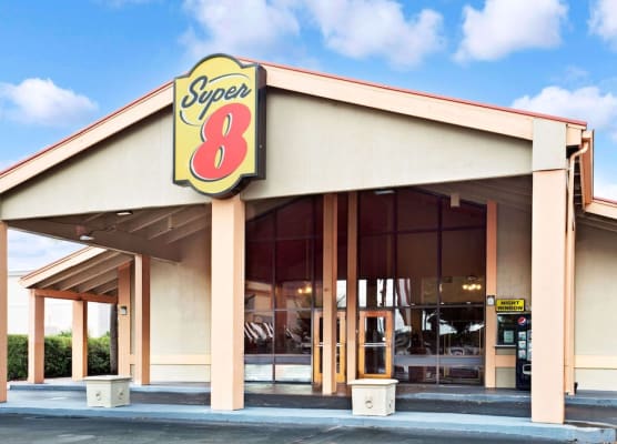 Super 8 by Wyndham Kissimmee/Maingate/Orlando Area 1