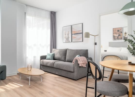 Limehome Valencia Carrer d'Antonio Ferrandis 1