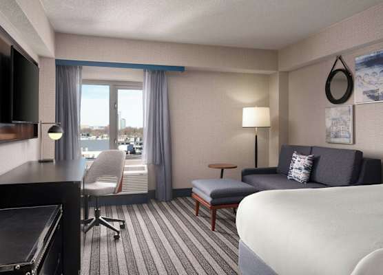 Courtyard by Marriott Boston Brookline 1