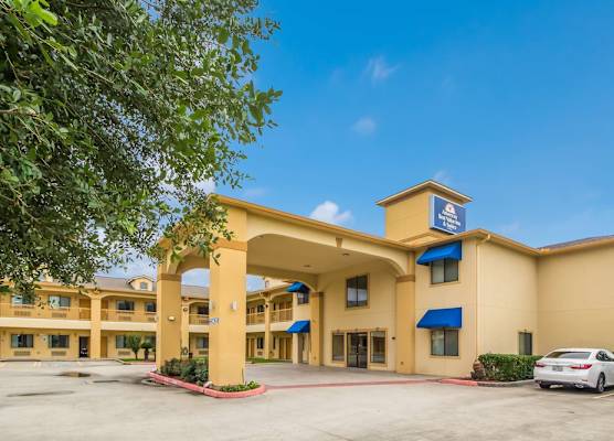Americas Best Value Inn & Suites Tomball 1