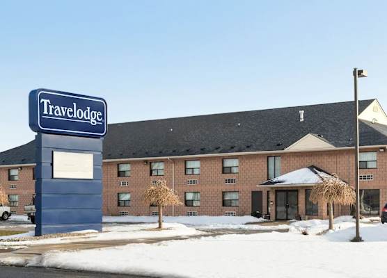 Travelodge by Wyndham Windsor 1