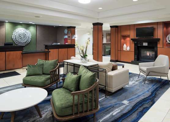 Fairfield Inn & Suites Kansas City Overland Park 1