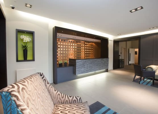 The Lodge Hotel - Putney 1