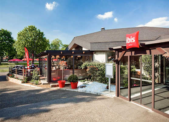ibis Senlis 1
