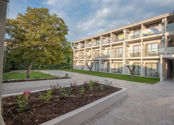 Hotel Papillon 1