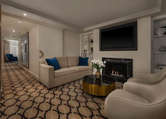 AZUR Legacy Collection Hotel 1