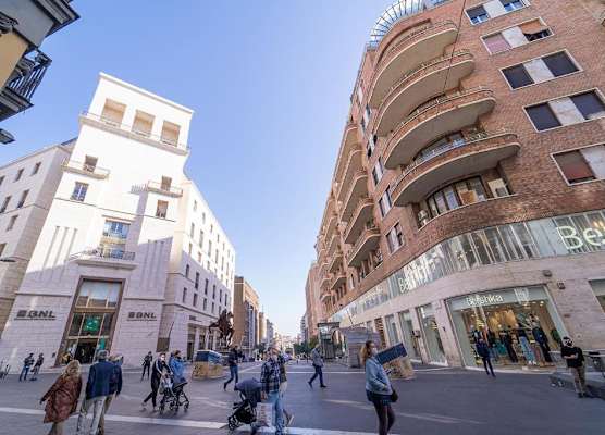P.C. Boutique H. Vesuvius, Napoli Centro, by ClaPa Group 1