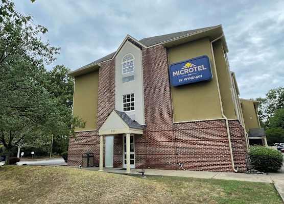 Microtel Inn & Suites Newport News 1