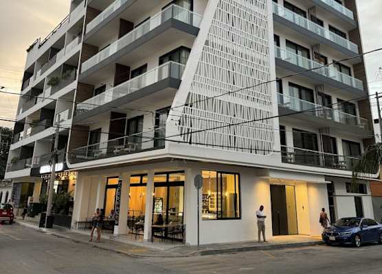 Alizee Tower 1
