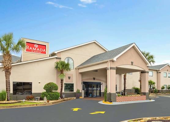 Ramada by Wyndham Locust Grove 1