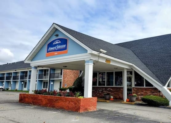 Howard Johnson by Wyndham Bangor 1