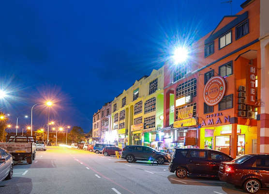 Hotel Aman - Nilai & KLIA 1