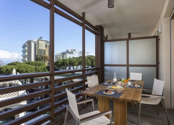 Embassy Aparthotel 1
