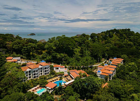 Shana by the Beach Manuel Antonio 1