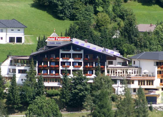 Wohlfühl & Genusshotel Felsenhof 1