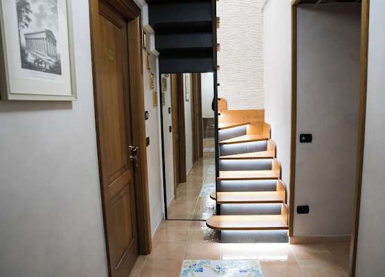 Vittoria Guest House Salerno 1