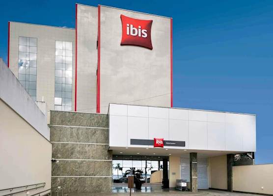 ibis Vitoria Praia de Camburi 1