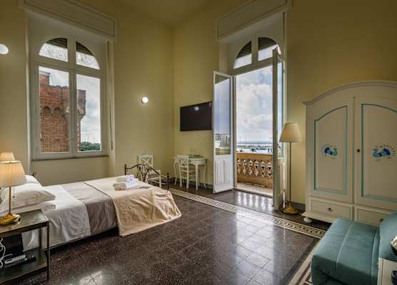 Onlyrooms IV - Sea View & Free Parking 1