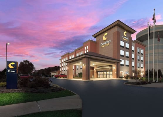 Comfort Suites Columbus East Broad 1