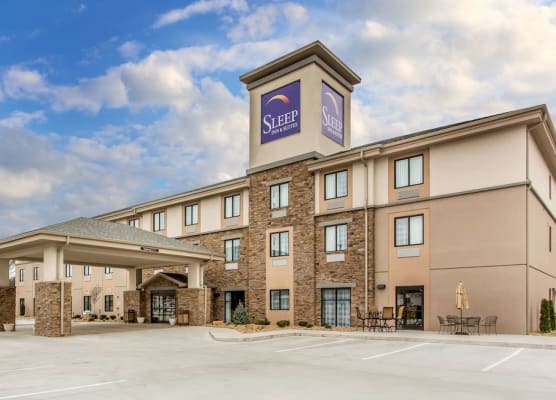 Sleep Inn & Suites Dayton South 1