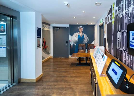 ibis budget Swindon Town Centre 1