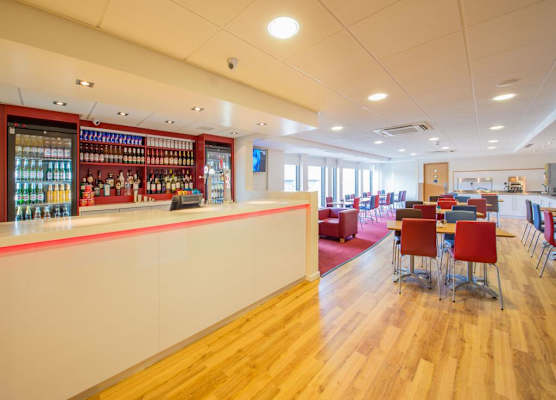 Travelodge Harrogate West Park 1