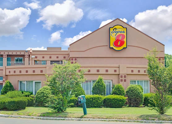Super 8 by Wyndham Milford/New Haven 1