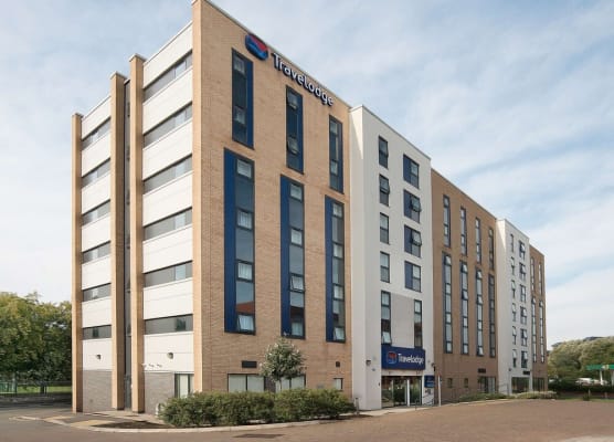 Travelodge Manchester Salford Quays 1