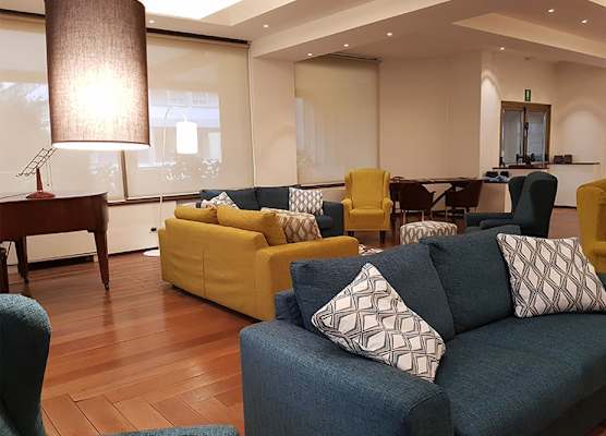 Hotel President 1