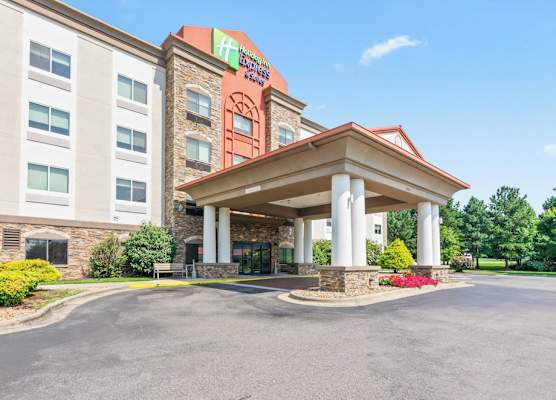 Holiday Inn Express & Suites MOUNT AIRY by IHG 1