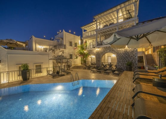 Noa Suite Hotel Only Adult 1