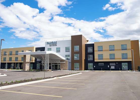 Fairfield by Marriott Inn & Suites Fond du Lac 1