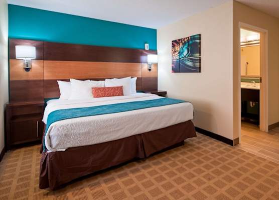 Best Western Plus Harrisburg Mechanicsburg 1