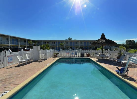 Americas Best Value Inn Bradenton-Sarasota 1