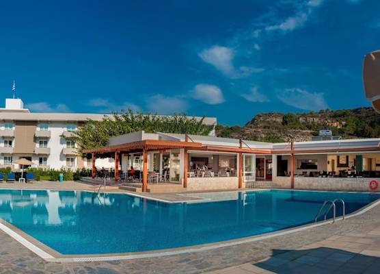 Zoes Hotel & Suites 1