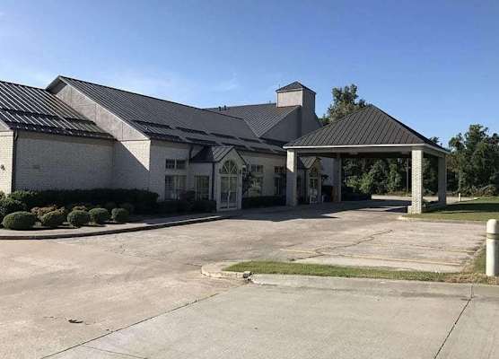 Days Inn by Wyndham Grove 1