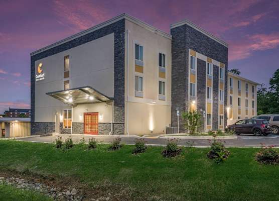 Comfort Inn & Suites Harrisburg - Hershey West 1