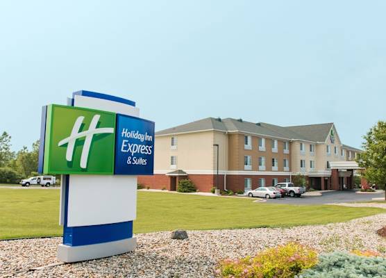 Holiday Inn Express & Suites JACKSON by IHG 1