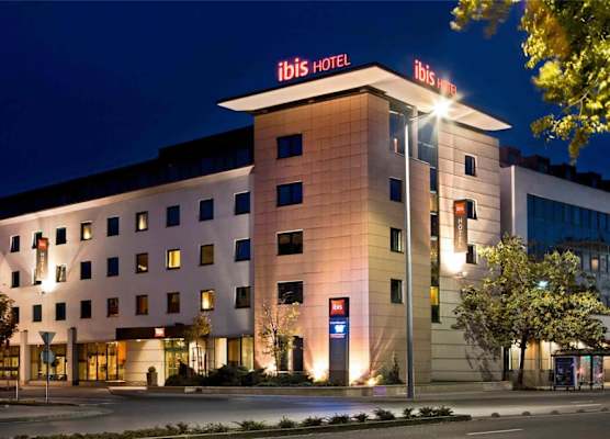 Ibis Győr 1