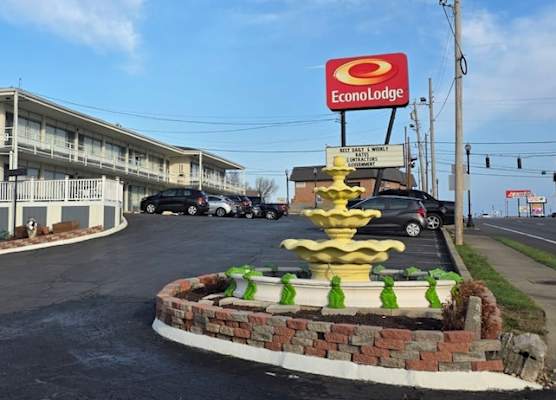 Econo Lodge Fort Knox 1