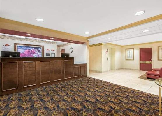 Lancaster Suites 1