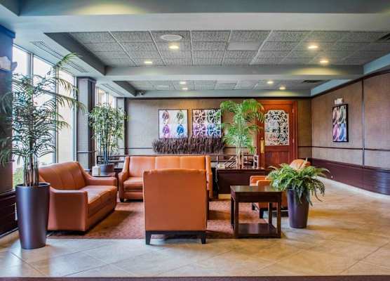 Clarion Hotel & Suites Riverfront 1