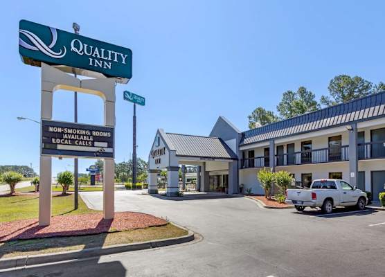 Quality Inn Walterboro I-95 1