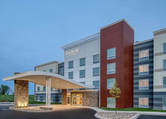Fairfield by Marriott Inn & Suites Shelbyville 1