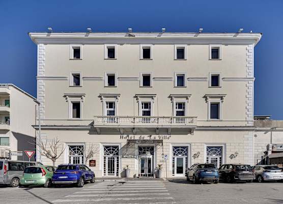 Hotel De La Ville 1