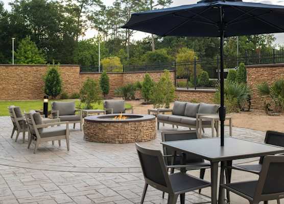 Courtyard by Marriott Houston City Place 1