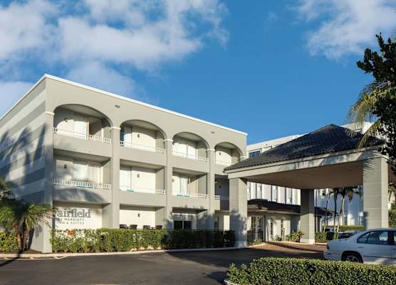 Fairfield Inn and Suites by Marriott Palm Beach 1