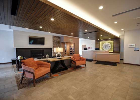 Fairfield Inn & Suites by Marriott Milwaukee North 1